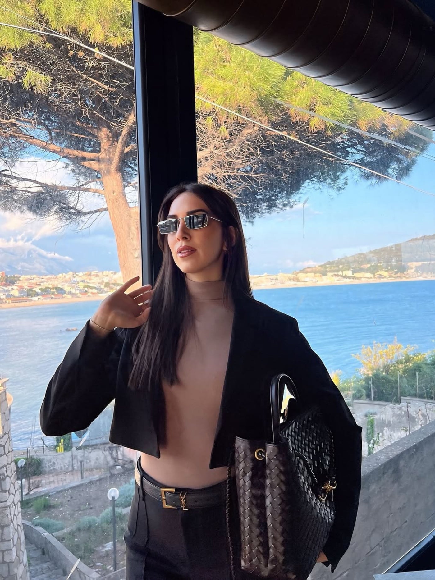 Vivienne | Classic Oversized Woven Bag