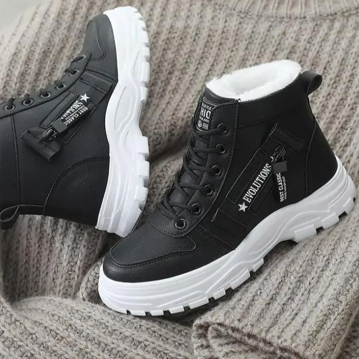 Sarah - Cozy Fur-Lined Winter Shoes