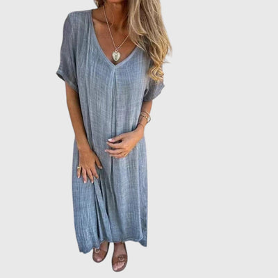 Lisanne - Comfortable dress with V-neck