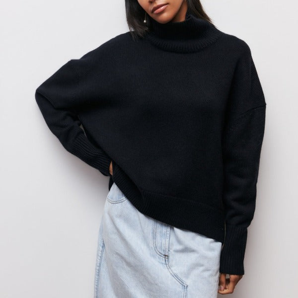 Lila - Chic Turtleneck Sweater