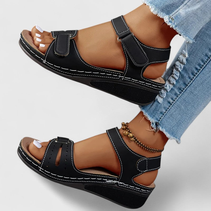 Annet - Sleek Orthopedic Sandals