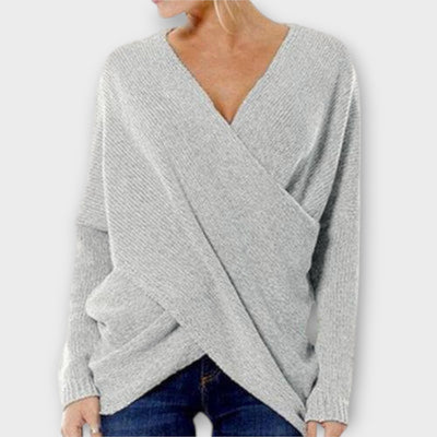 Clara - Cozy V-neck Sweater